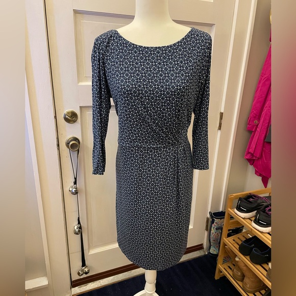 LOFT Dresses & Skirts - Faux Wrap Work Dress
